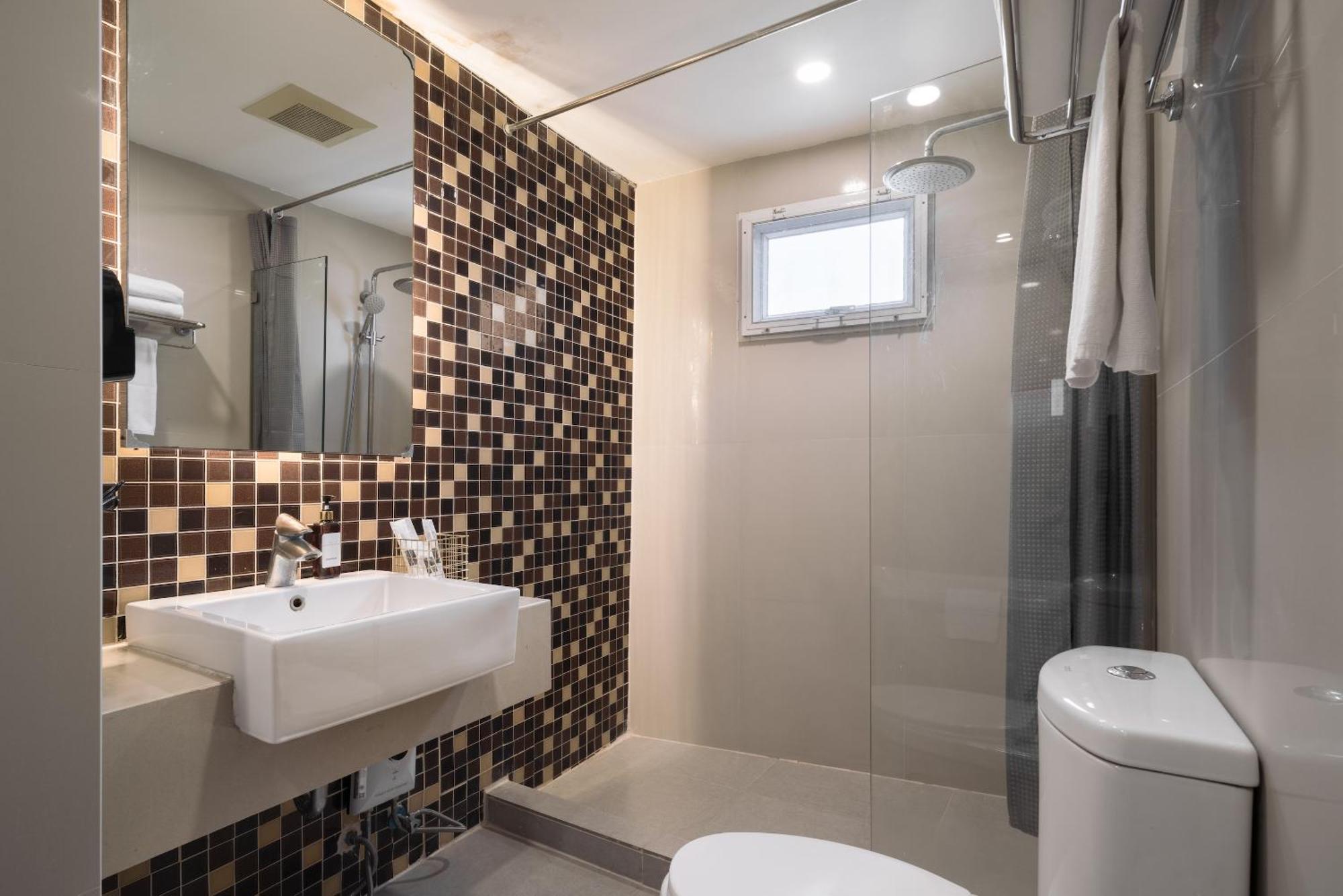 Aspira Suites Sukhumvit 20 กรุงเทพมหานคร ภายนอก รูปภาพ